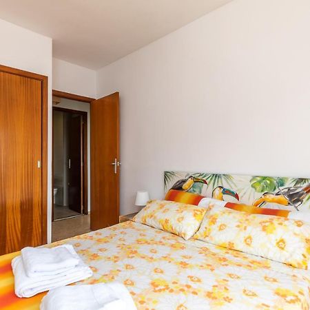 Isola Beachside Apartment バレンシア エクステリア 写真