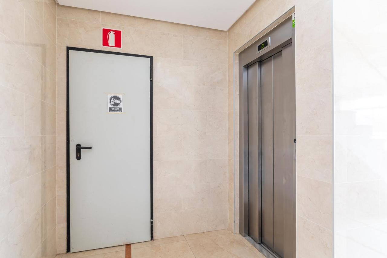 Isola Beachside Apartment バレンシア エクステリア 写真
