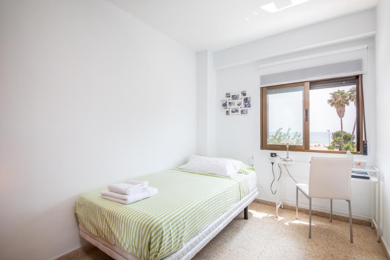 Isola Beachside Apartment バレンシア エクステリア 写真